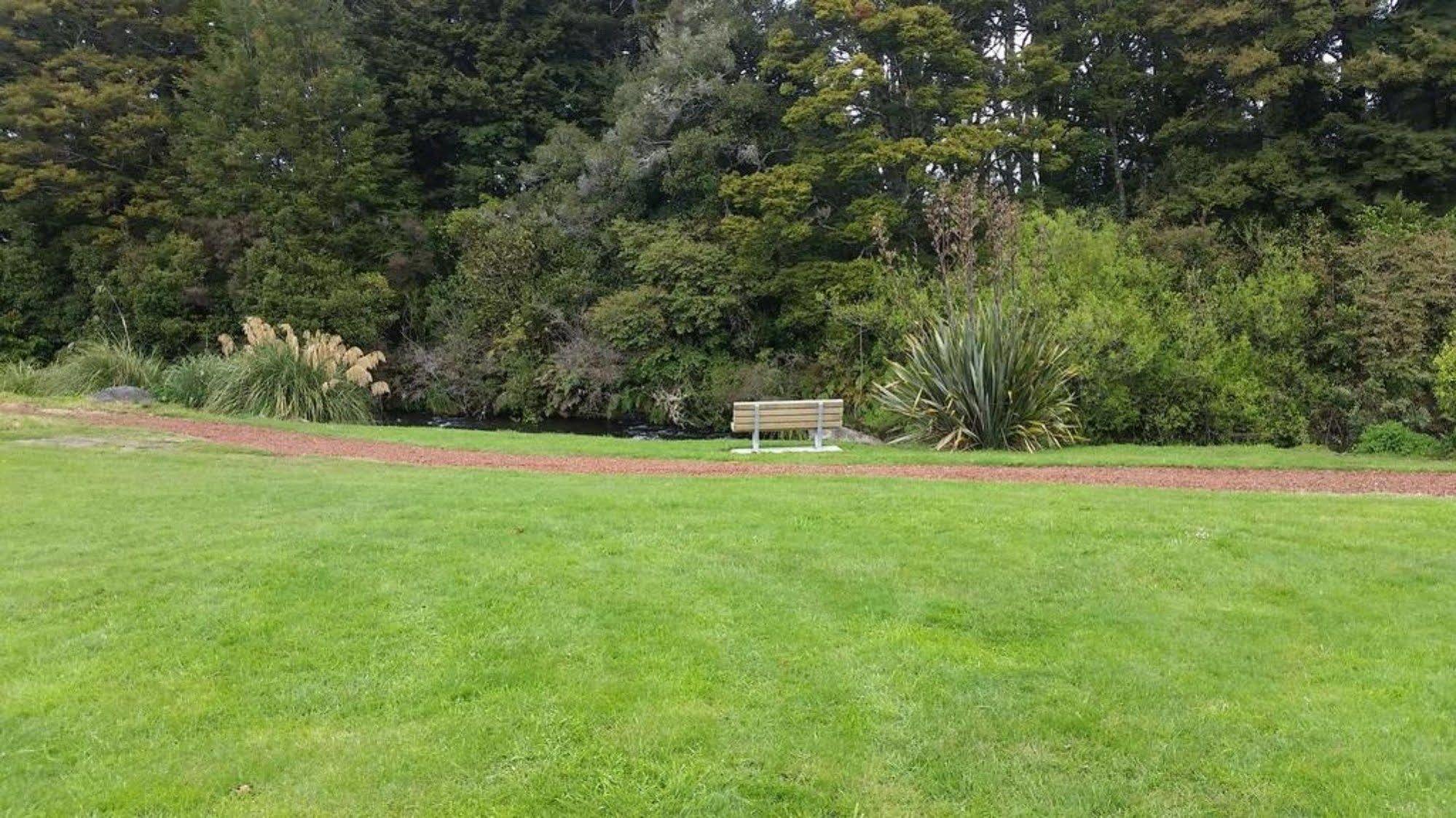 Snowhaven Motel Ohakune Bagian luar foto